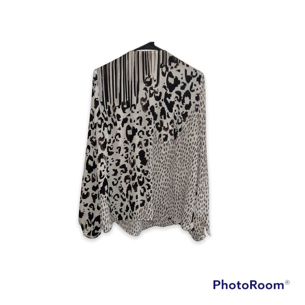 CAbi Animal Print Leopard & Stripes Wrap Blouse Top Silky Lightweight Size L - Picture 13 of 16
